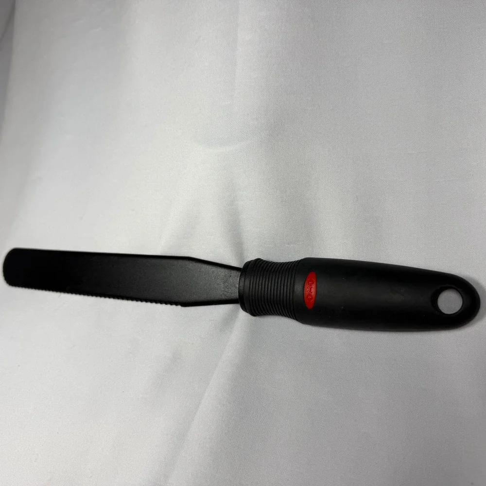 OXO Good Grips Serrated Spreader Knife Black NonSlip Handle Sandwich Butter Tool
